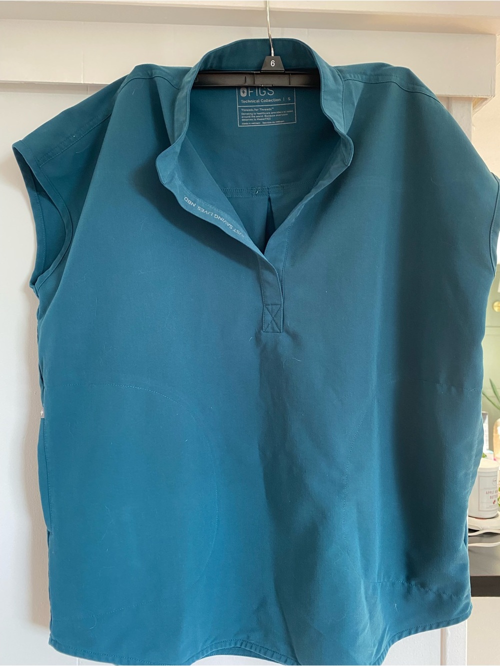 FIGS Women's Teal Short-Sleeve V-Neck Tunic and Zamora jogger scrub pants